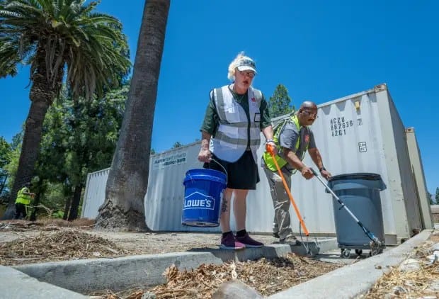 RPE-L-HOMELESS-0722-10TP