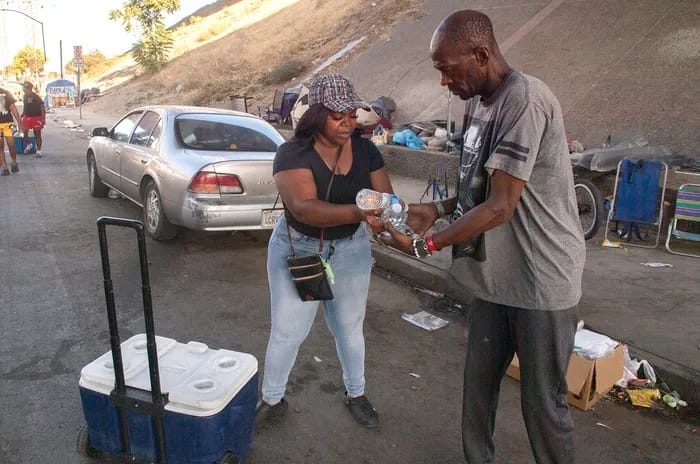 618a5eb3-035c-4565-a0f4-b9ec06dab275-FreeWater_079a